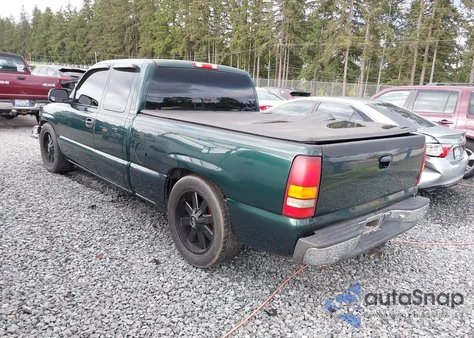 2001 Chevrolet Silverado 1500 из США, поврежденный, VIN 2GCEC19V311276616
